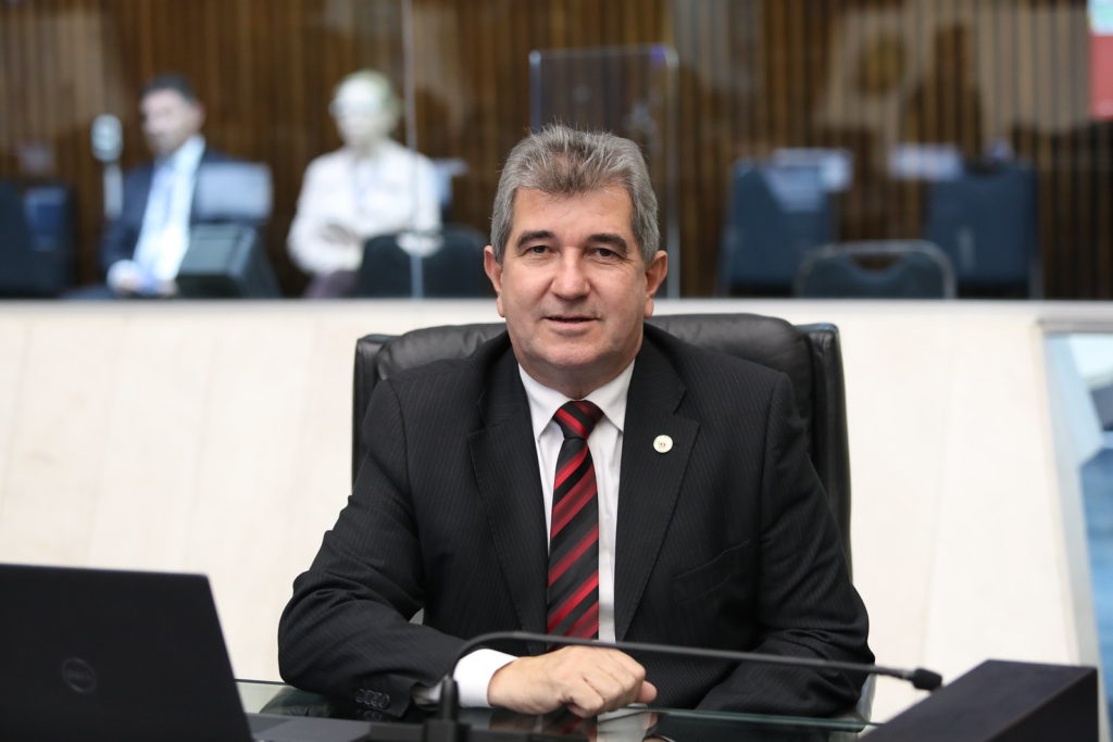 Deputado Bazana propõe projeto de lei complementar que amplia atendimento do Estado à educação especial